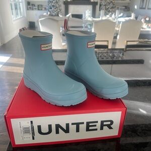 Hunter Women’s Boots- Birdseye  size 8
